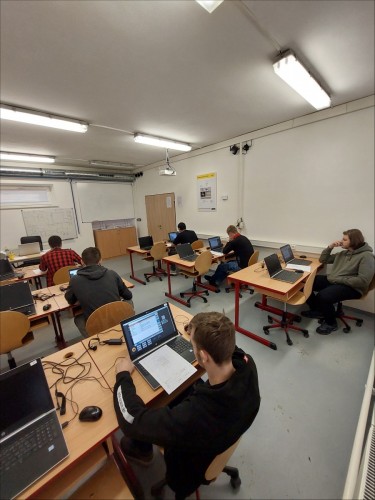 obr_609_0003.jpg